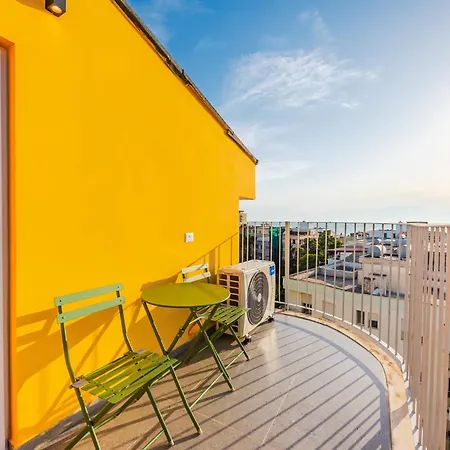 Apartament 8th Floor Apartments, Golem (Tirana)
