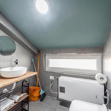 Appartement 8th Floor Apartments, *
