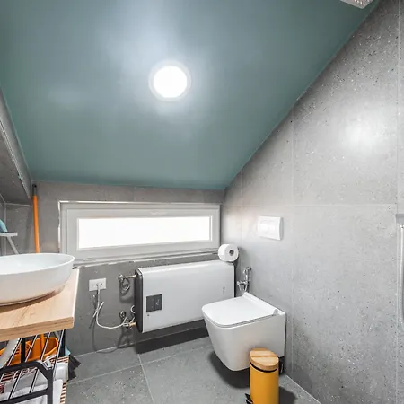 Apartament 8th Floor Apartments,